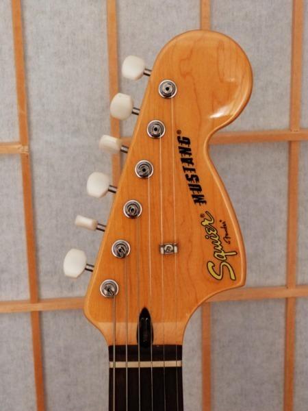 Fender squier Mustang