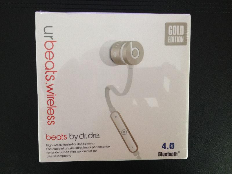 URBEATS .WIRELESS . GOLD EDITION 4. new product . available 1 pieces