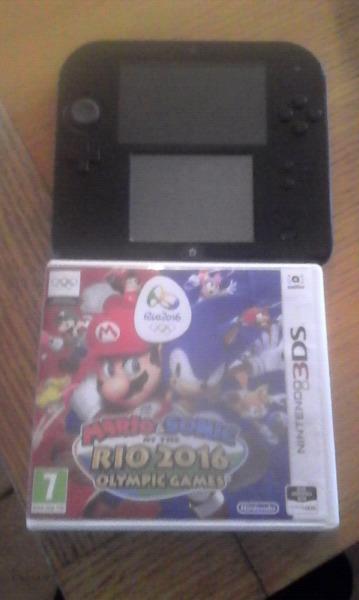 PRICE DROP!2DS WITH GAME