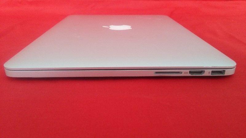 Apple MacBook Pro Intel Core i7 (Retina model)