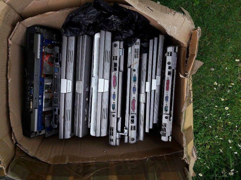 old laptops job lot x10,for scrap,parts,not working,incomplete