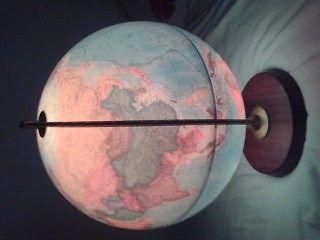 VINTAGE ILLUMINATED WORLD GLOBE