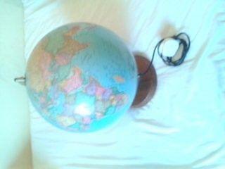 VINTAGE ILLUMINATED WORLD GLOBE