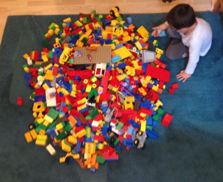 Lego Duplo over 21Kg . Imagine a 20kg bag of coal. now imagine that weight of Duplo