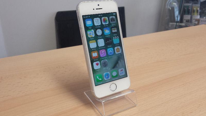 SALE Apple iPhone 5S 16GB Meteor Silver/White + FREE CASE