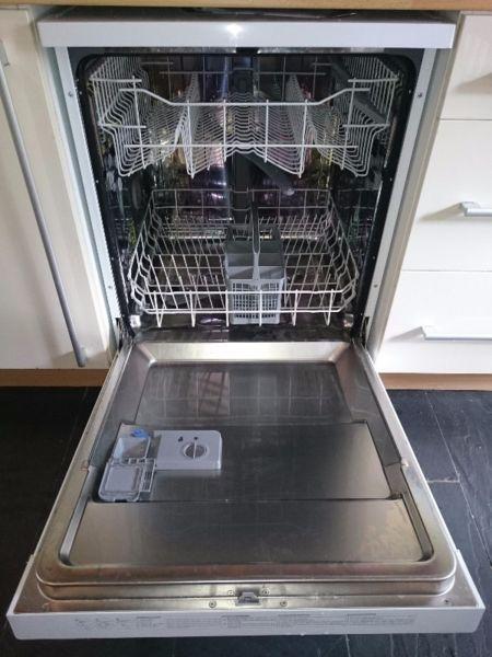 Finlux dishwasher