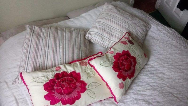 4 Cushions light pink