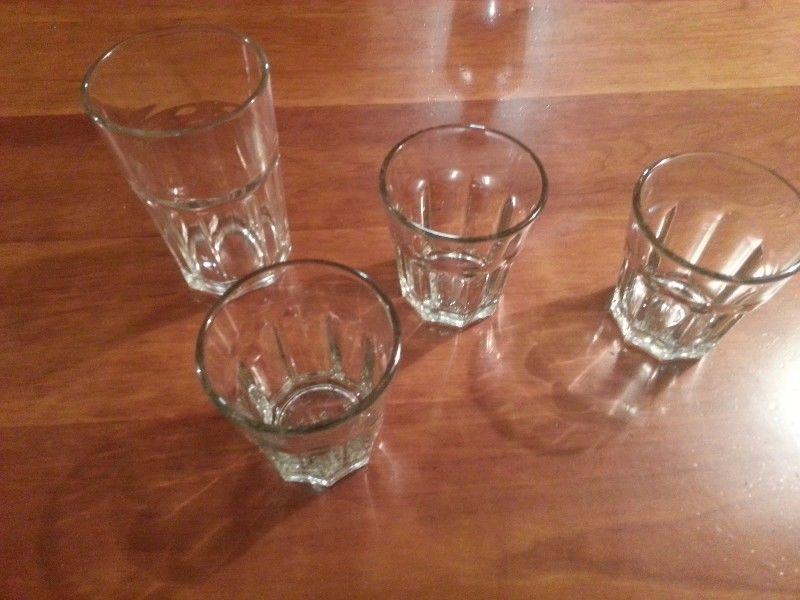 4 Glasses