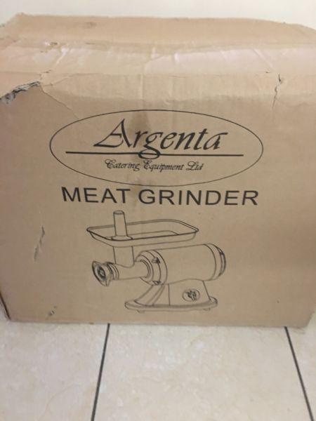 MEAT GRINDER FOR SALE