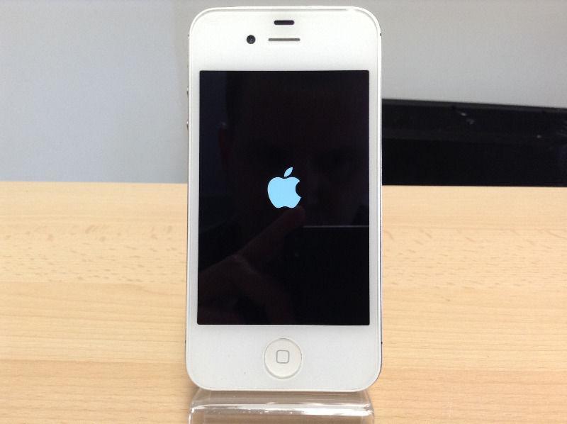 SALE Apple iPhone 4S 16GB in White UNLOCKED SIM FREE with BOX