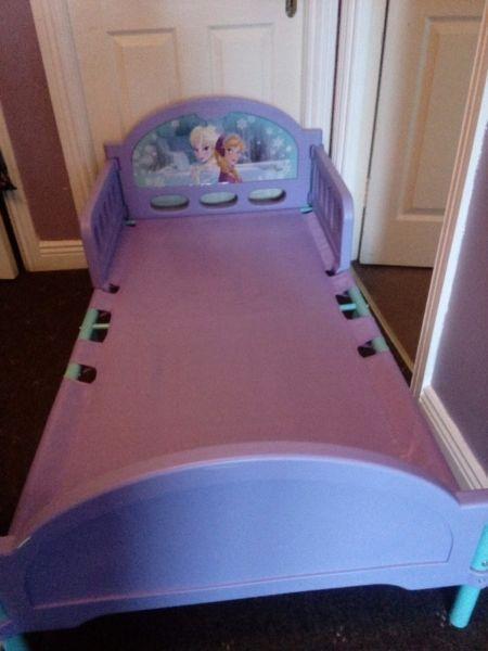 Frozen kids bed - cotbed size