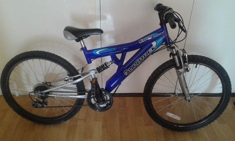 Bicycle for sale ideal from 8 years old in Naas area