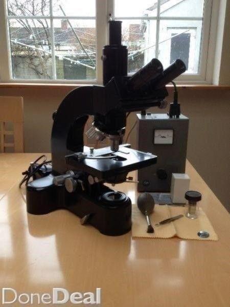 Leitz Ortholux Microscope