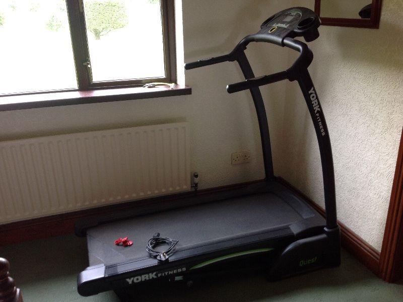 Treadmill - York Fitness Quest 51113