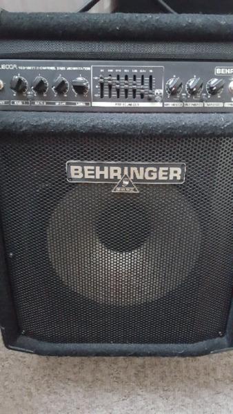 Behringer BXL 1800A bass amp