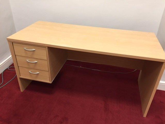 FREE Office Desks/Chairs available for pick up from City Centre (Pictures Available)
