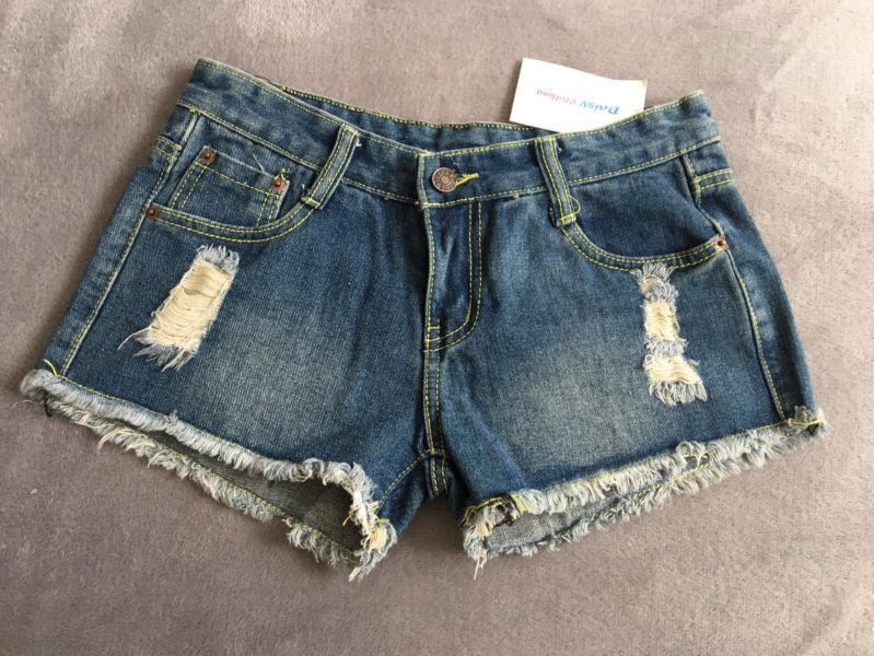 BNWT Ladies/Girls Shorts Jeans Lace Detail Sizes 10and12