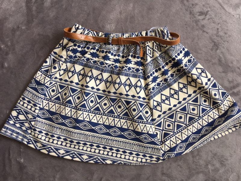 Ladies Geometrical Pattern Mini Skirt Size 12