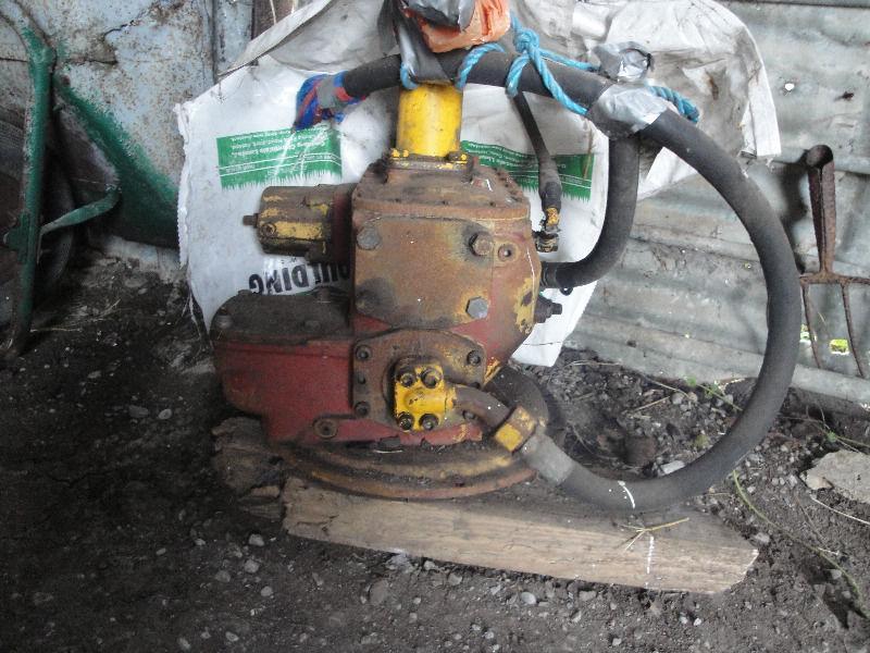 Linde Hydraulic pump out of 20 Tonne digger