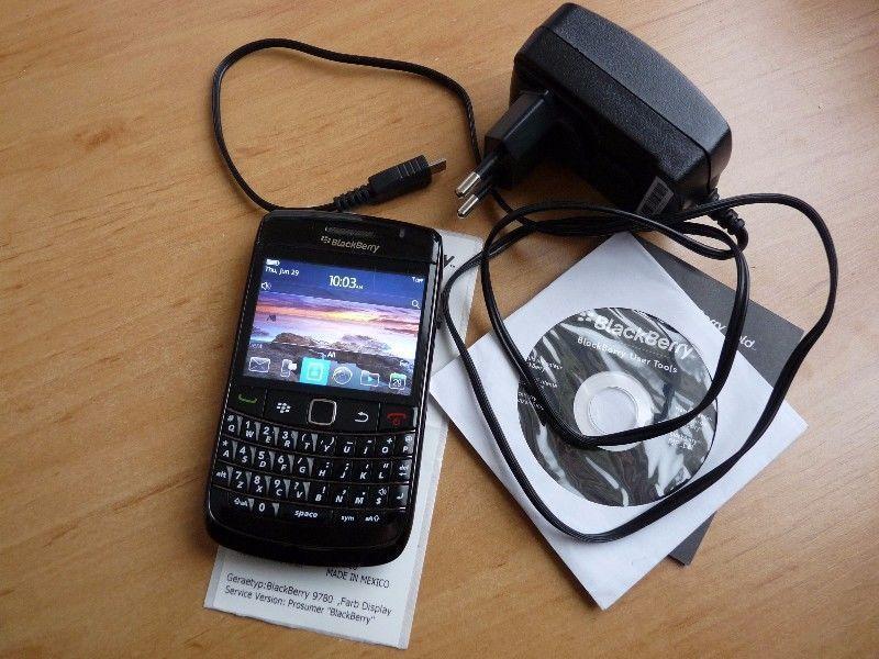 Blackberry Bold and Samsung dual sim