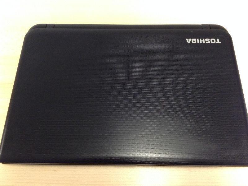 SALE Toshiba C50 Laptop in Black 15.6'' inch AMD 6GB 500GB Windows 10 + Free Wireless Mouse