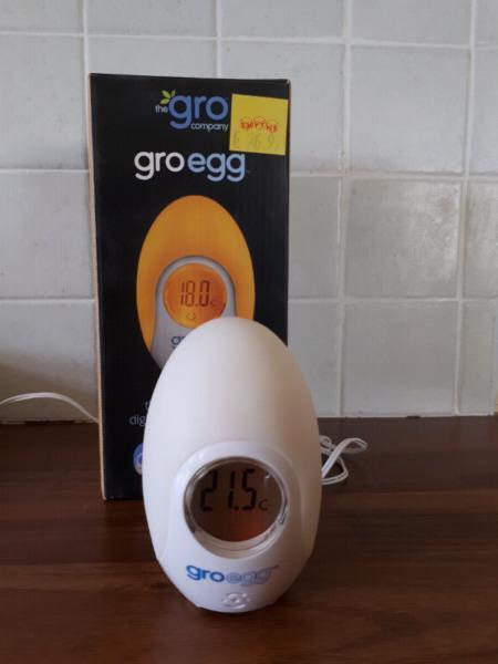 gro egg colour changing room thermometer