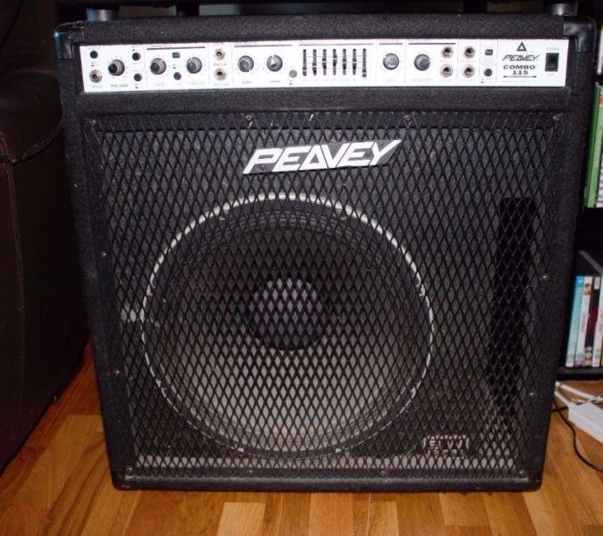 Bass Amp for sale - Peavey Combo 115 (300W with Black widow speaker)