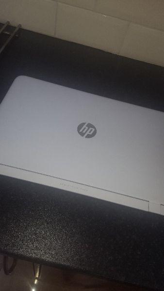 HP Pavilion Laptop White