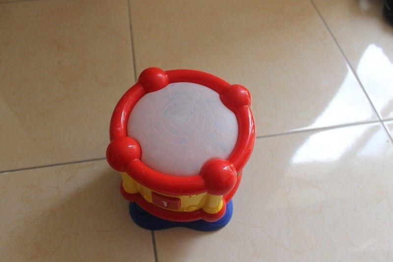 VTech numbers, light and music drum