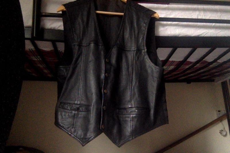 Montana Leather Waistcoast XL mens