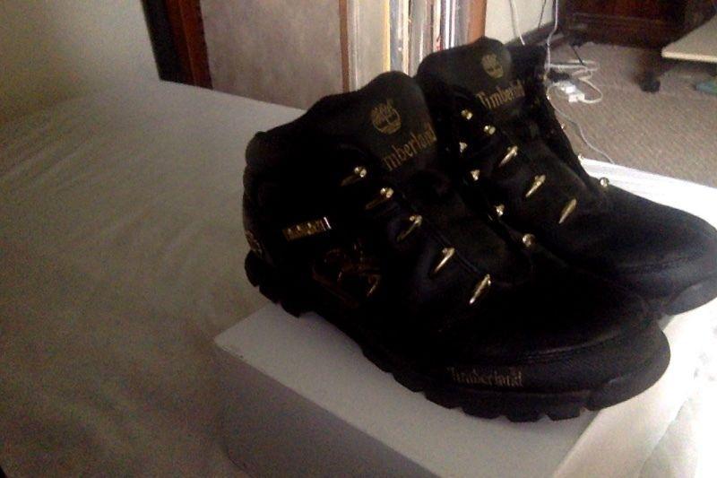 Black and Gold Timberlands Second Hand 30 euros