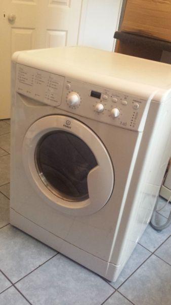 Washing Machine (Indesit)