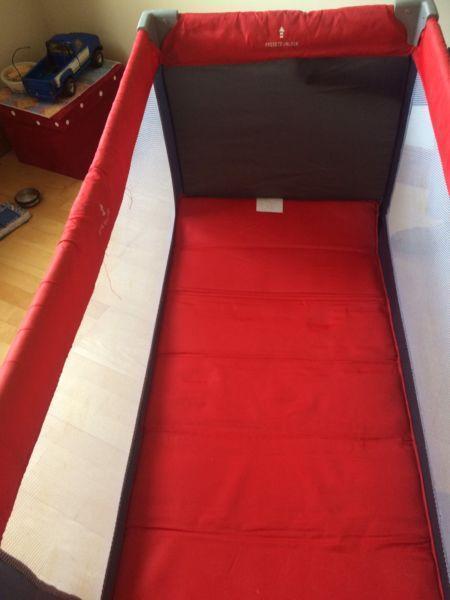 Travel cot with mattress and child bed guard