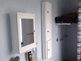 Bathroom cabinets x 2
