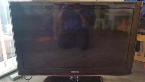 40 inch Full HD Samsung Lcd Tv with USB