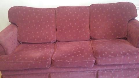 Sofa and 2 armchairs - good condition