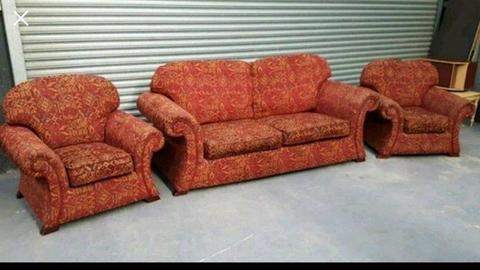 Sofa Suite - can deliver