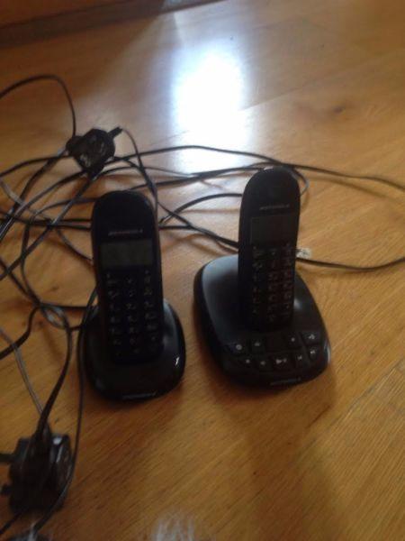 Motorola C1212A Digital Twin Cordless Phone With Answer Machine