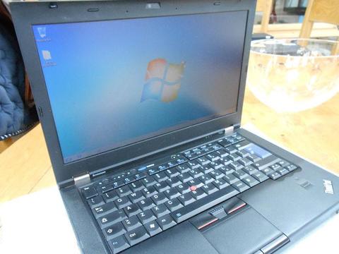 Lenovo ThinkPad T420 Intel i5 4GB Ram 320GB HDD New Condition Good Battery & Charger