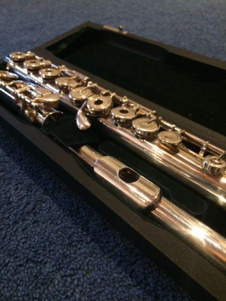 Pearl PF-F665RE Quantz Flute with Forza Headjoint FOR SALE