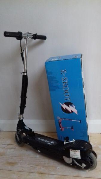 Brand New E-Skoot Electric Scooter