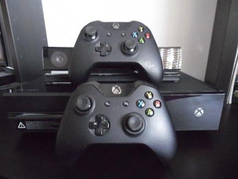 XBOX One With 12 Games For Sale - Great Condition
