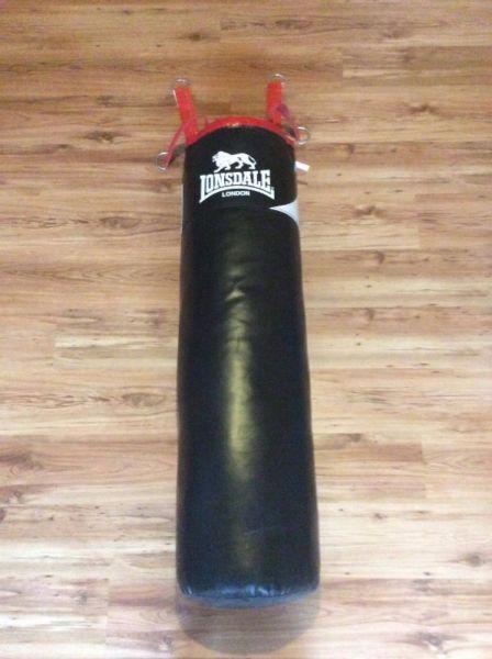 Lonsdale Boxing/Punch Bag - barely used, great condition