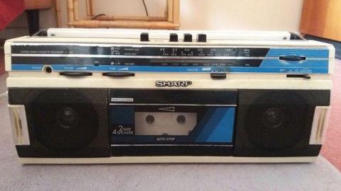Vintage SHARP Radio