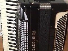 Piano Accordian Excelsior120bs