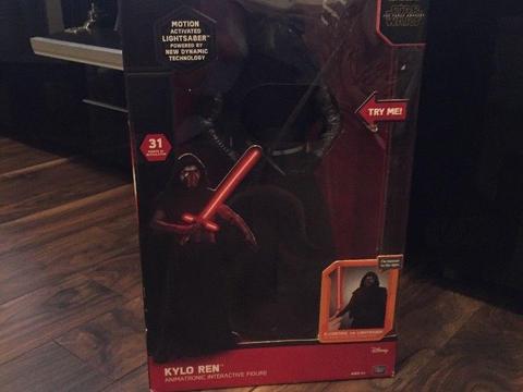 Star Wars motion activated figures brand new