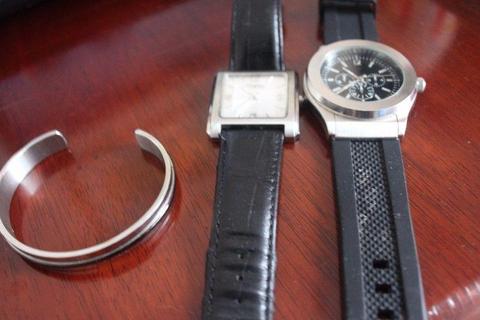2 men's watches + 1 unisex silver wrist clasp