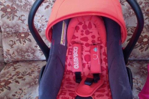 Cosatto Baby car seat