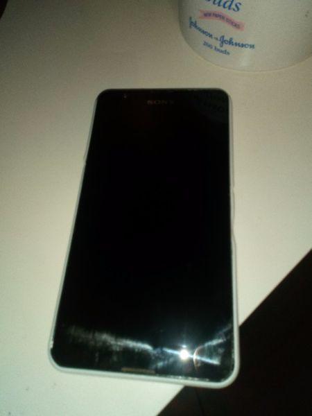 Sony XPERIA E4G - Lovely Condition