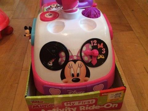 Minnie Mouse first activity ride-on
